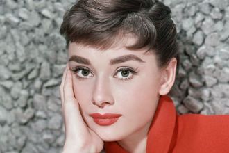 Audrey Hepburn fue una actriz, ícono de la moda y filántropa (Foto: Instagram)
